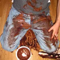 Tiger hightops and Hilfiger jeans vs chocolate cake